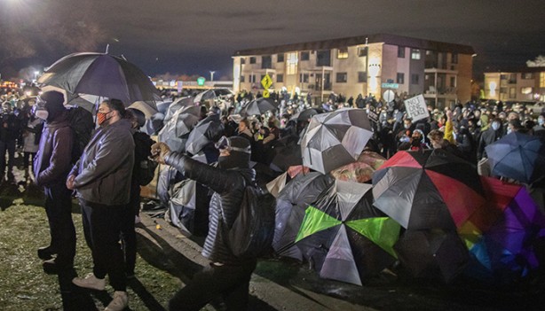 Foto - ABD diken üstünde! Birlikler sokağa indi