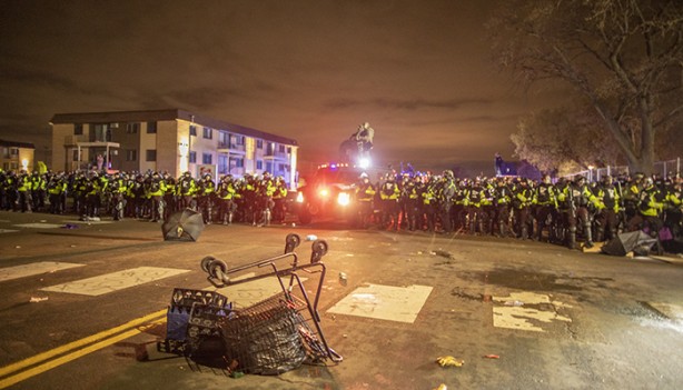 Foto - ABD diken üstünde! Birlikler sokağa indi