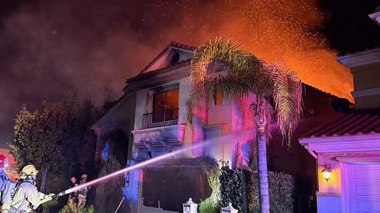 Foto - ABD ekonomisi bunu kaldıramaz! Los Angeles yangınının zararı tahminlerin çok üzerinde
