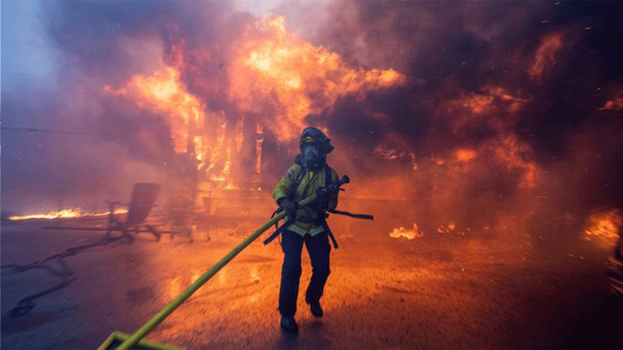 Foto - ABD ekonomisi bunu kaldıramaz! Los Angeles yangınının zararı tahminlerin çok üzerinde