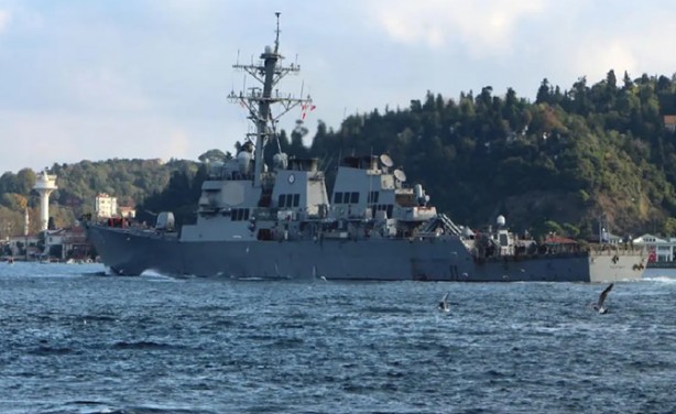 Foto - ABD gemisindeki bayrakla ilgili 'yok artık' dedirten detayı açıkladı: Ölçüsü 4'e 6 yani...