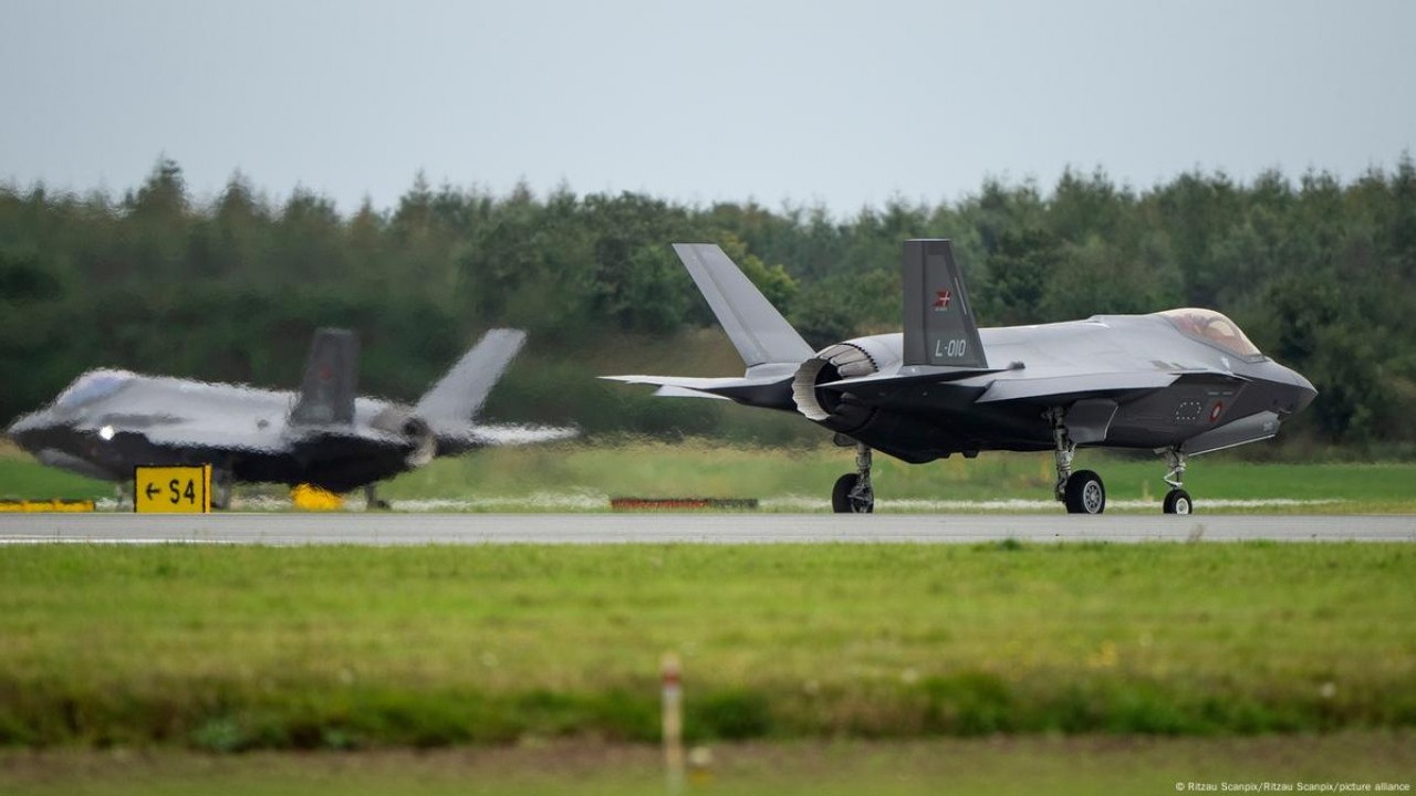 Foto - ABD hiç hesapta olmayan kararı sonunda aldı: F-35'ler yola çıktı! Havaalanına iniyor