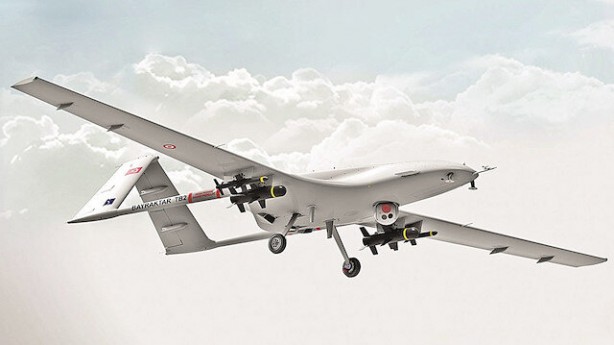 Foto - Savaş her an patlayabilir! Arap ülkesinde SATCOM’lu Bayraktar SİHA'yı görenler gözlerine inanamadı