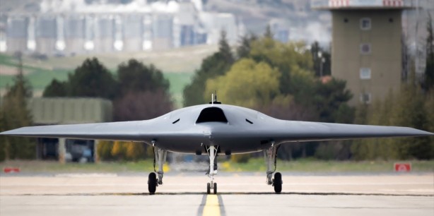 Foto - ABD, İngiltere 'proje çökebilir' diyordu! Türkiye'nin 6. nesil savaş uçağı ortaya çıktı