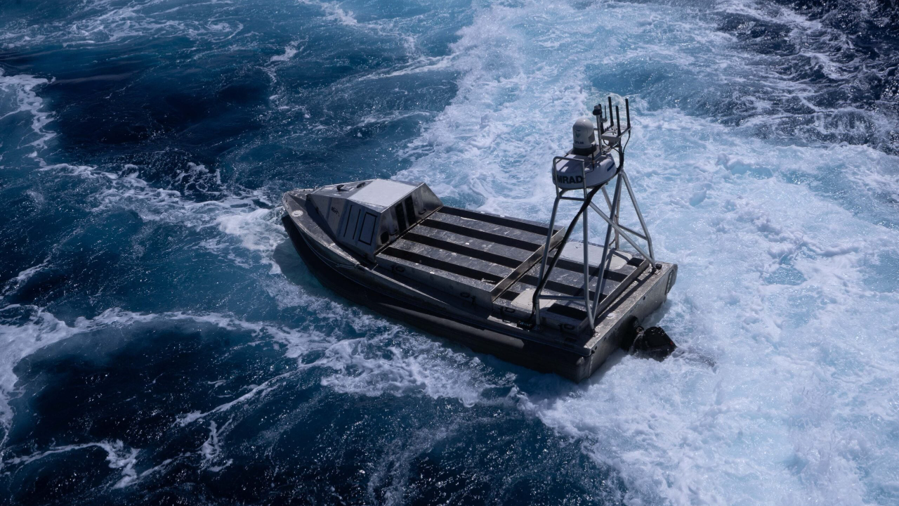 ABD İran'a Karşı 5 Metrelik İDA'ları Devreye Aldı: İlk Resmi Kabul