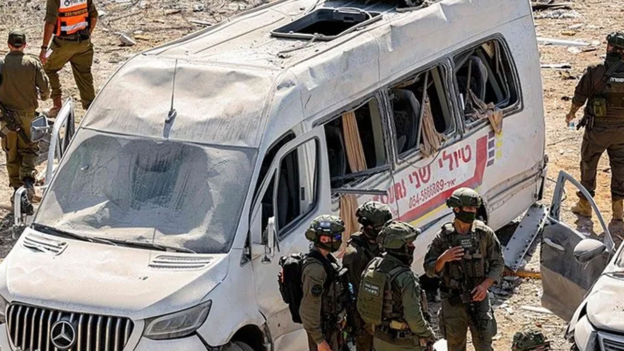 Foto - ABD, İran'da nükleer santrali vurdu! Peki nükleer sızıntı var mı? Resmi açıklama geldi!