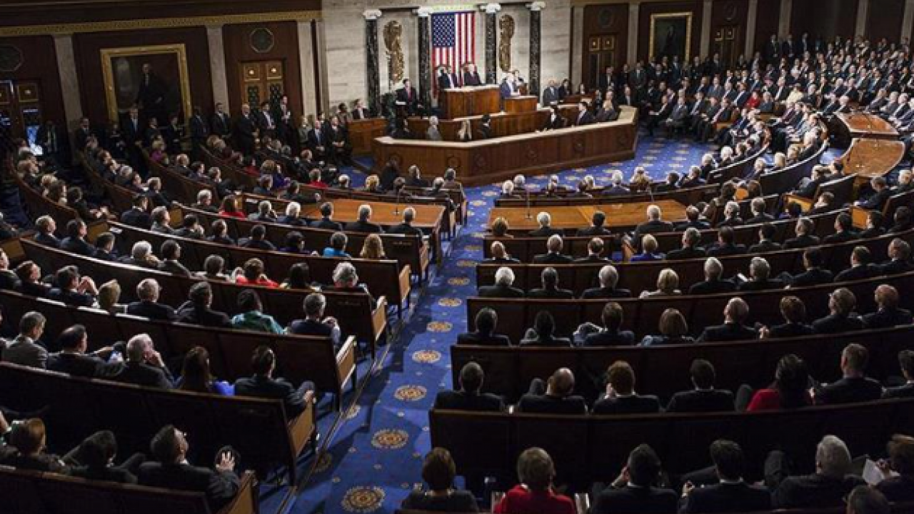 Foto - ABD Kongre üyesi her şeyi itiraf etti: Siyonistler ABD’yi ele geçirmiş