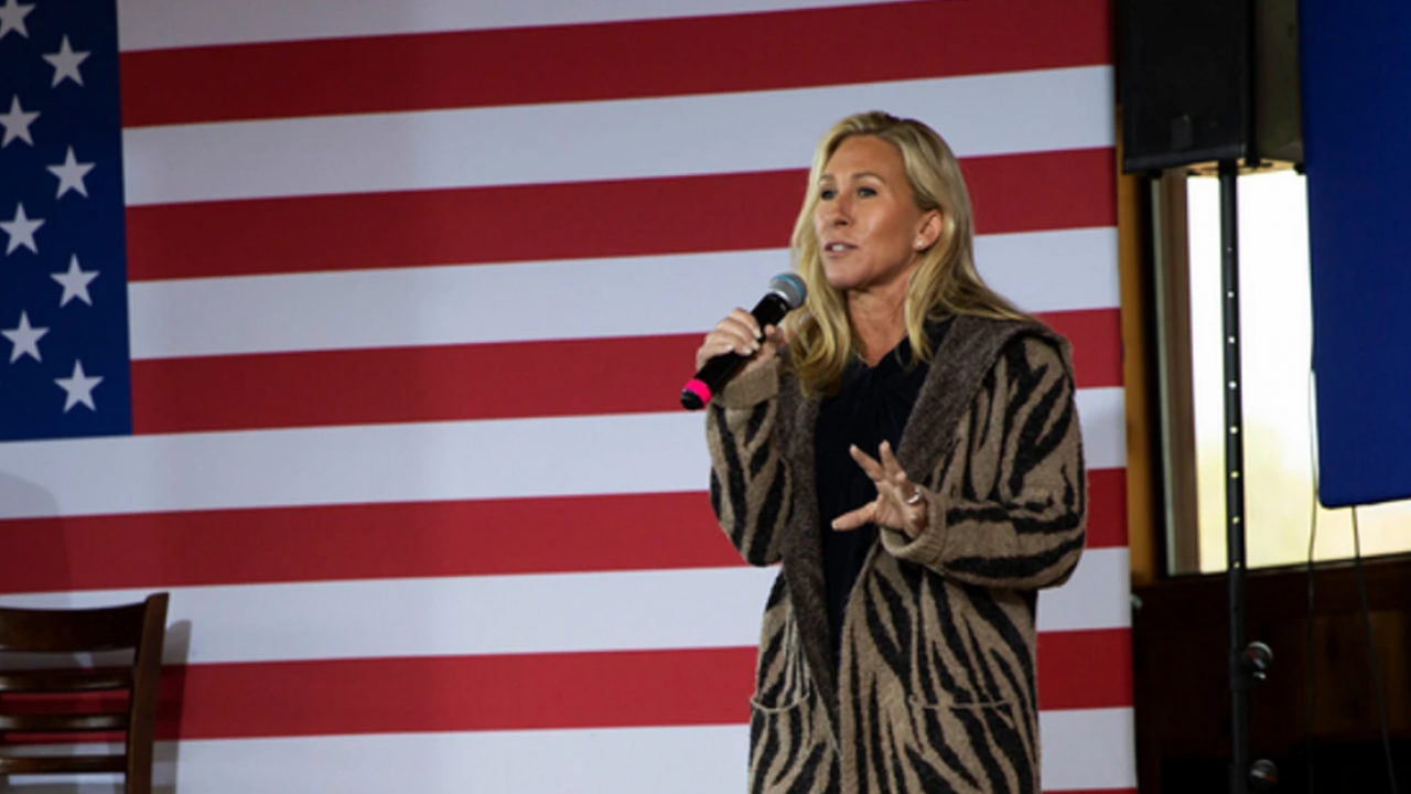 ABD Kongre üyesi her şeyi itiraf etti: Siyonistler ABD’yi ele geçirmiş