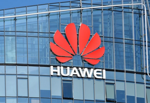 Foto - ABD ne yaptıysa durduramadı! Huawei'den büyük başarı