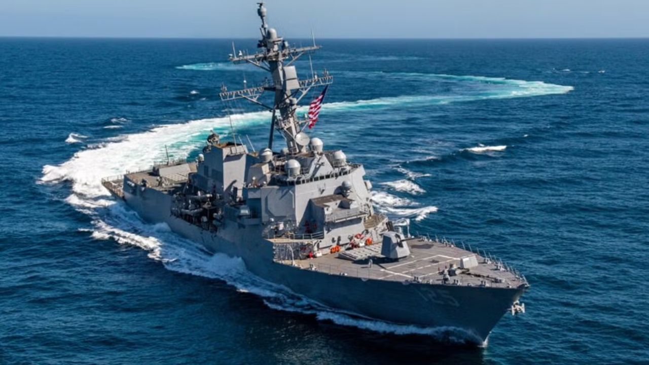 Foto - ABD muhribi ihtilaflı sulara girdi