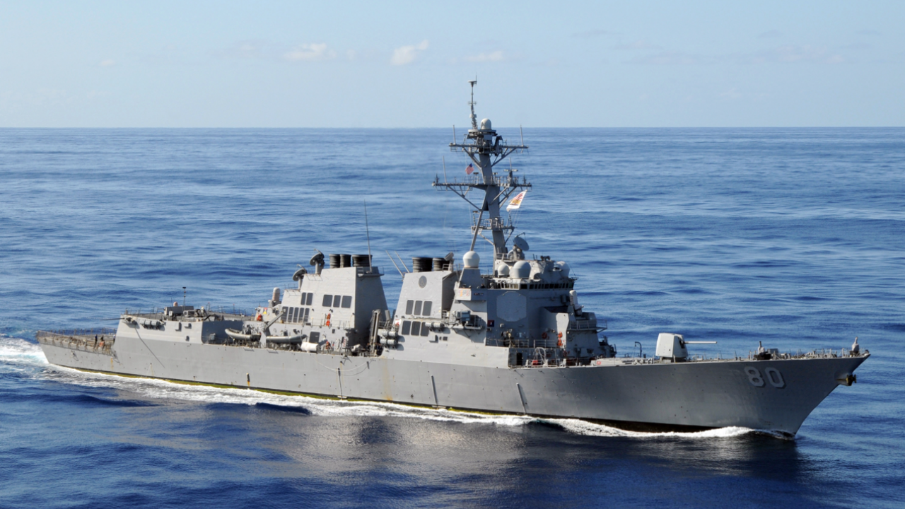 Foto - ABD muhribi ihtilaflı sulara girdi