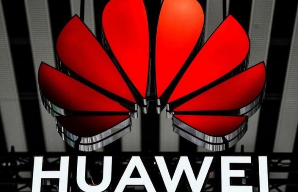 Foto - ABD tarafından engellenen Huawei rakiplerine fark attı