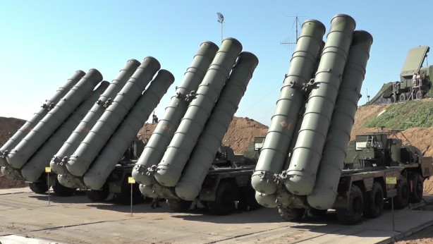ABD tehdit etti! S-400'lerden vazgeçildi