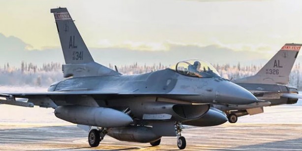 ABD, Ukrayna'ya savaş uçağı gönderecek mi? Biden cevapladı