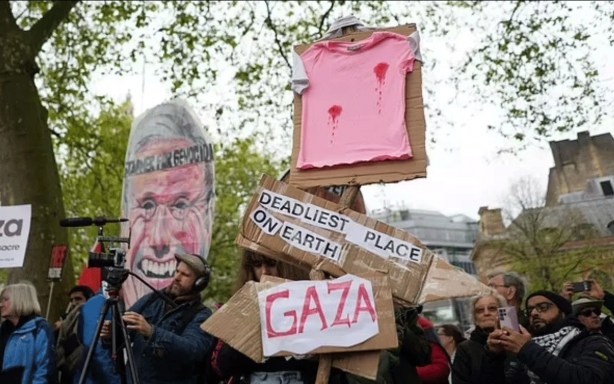 Foto - ABD ve Almanya’nın ardından sıra İngiltere’de! Gazze için yüz binler sokağa indi!