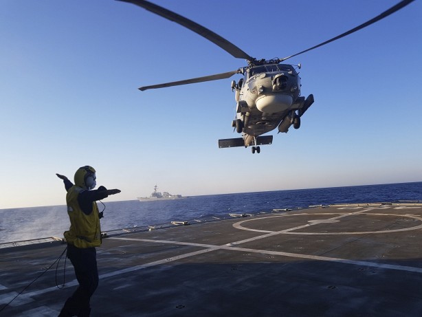 Foto - ABD ve İsrail Türkiye'nin hemen dibinde harekete geçti! Helikopterler havalandı, tanklar ilerlemeye başladı