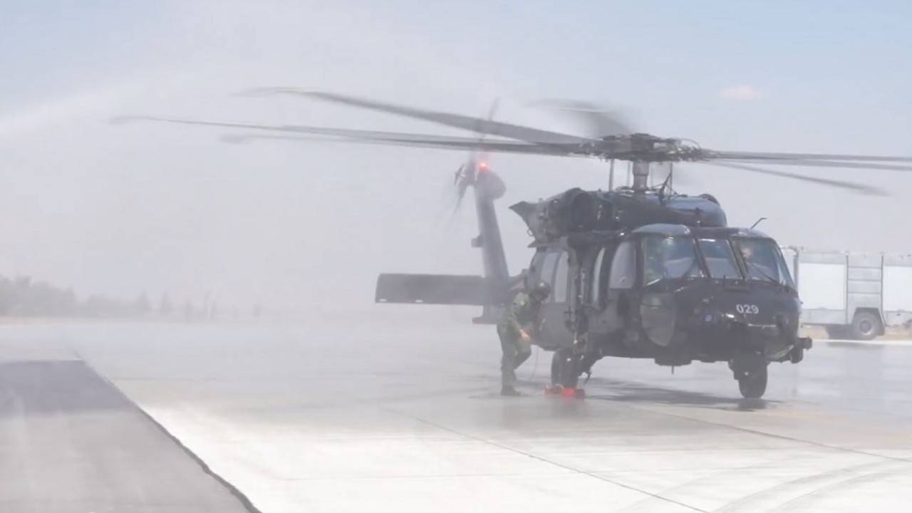 Foto - ABD yaptırımla vurmaya çalışıyordu! T-70 helikopteri Türk üssüne indi