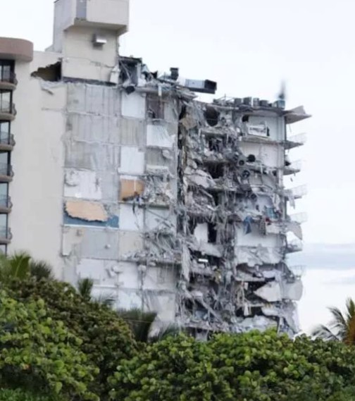 Foto - ABD'de 12 katlı bina kısmen çöktü