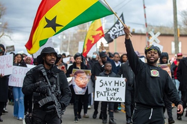 Foto - ABD'de bir polis cinayeti daha! Siyahi genci başından vurarak katletti