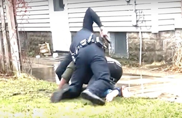 Foto - ABD'de bir polis cinayeti daha! Siyahi genci başından vurarak katletti