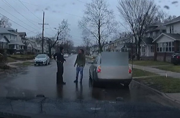 Foto - ABD'de bir polis cinayeti daha! Siyahi genci başından vurarak katletti