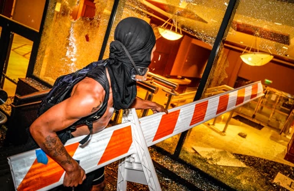 Foto - ABD'de gerilim had safhada! Pentagon "hazır olun" talimatı verdi