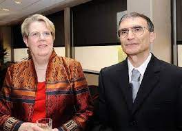 Foto - ABD’de Nobel ödülü Aziz ve Gwen Sancar Vakfı'nı inşa ediyor, temeli atıldı! Türkiye'ye paylaşımı yaptı