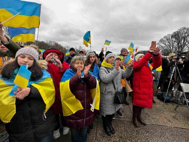 Foto - ABD'de Putin protestosu! Hitler'e benzettiler