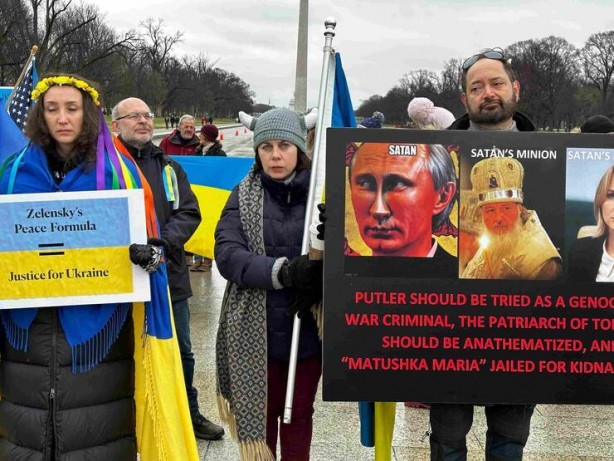 Foto - ABD'de Putin protestosu! Hitler'e benzettiler