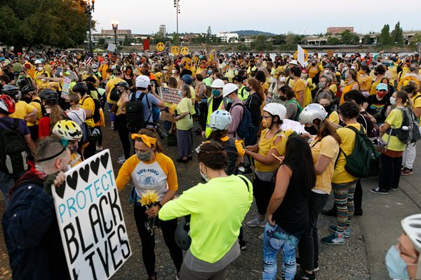 Foto - ABD'de şehir karıştı, ortalık savaş alanına döndü! Ordu sokağa indi