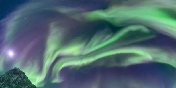 Foto - ABD’de tedirgin eden gizemli ışık! Araştırmacılar ‘UFO değil’ diyerek gerçeği açıkladı