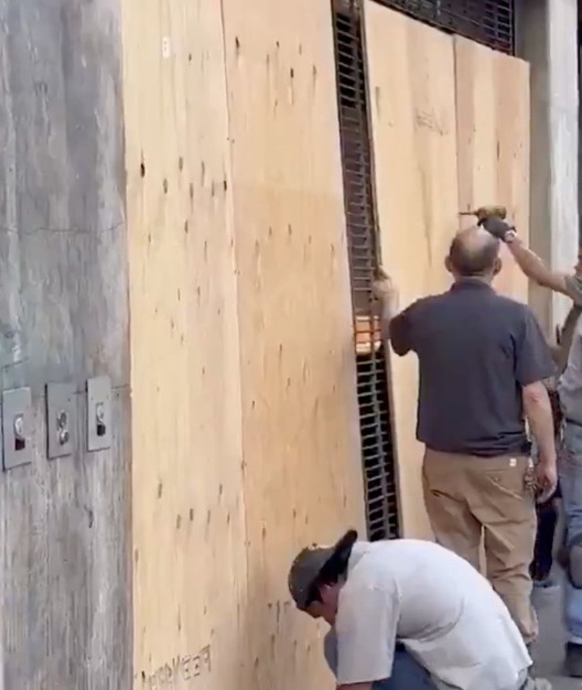 Foto - ABD’de yağma başladı! Esnaf önlem almaya çalışıyor