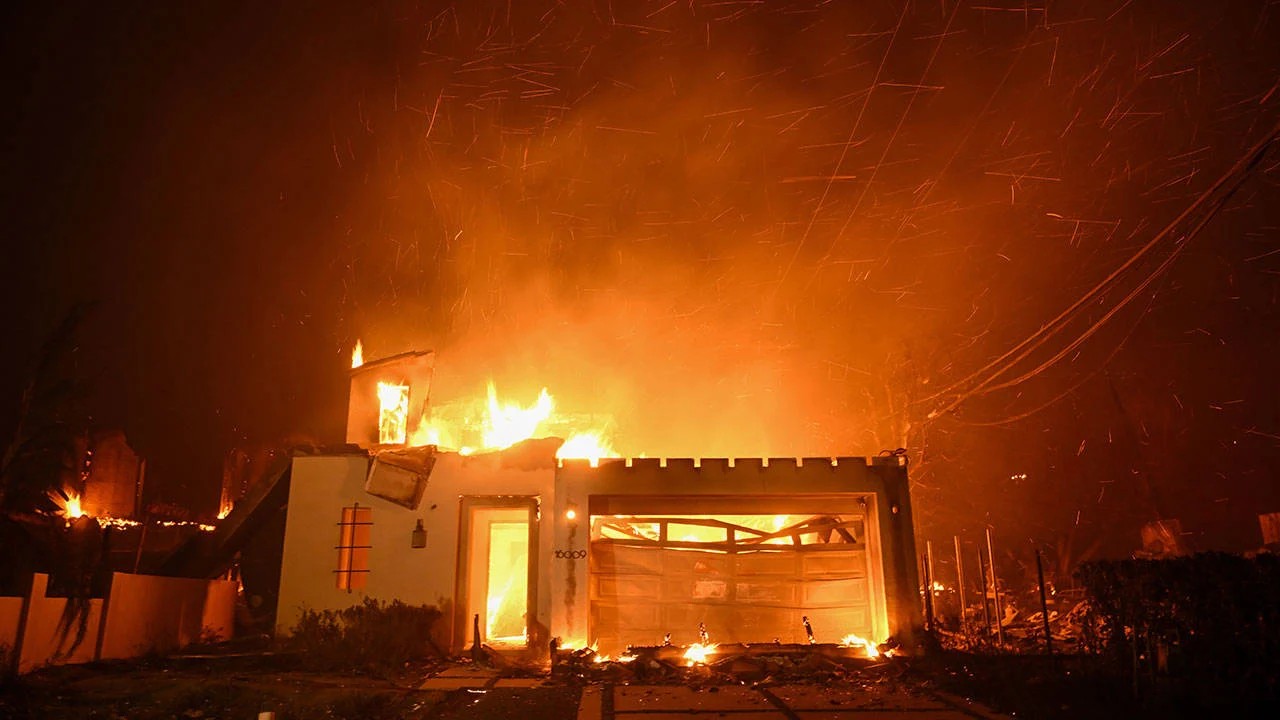 Foto - ABD'de yağma savaşı başladı! Yangın bölgesi yağmalanıyor