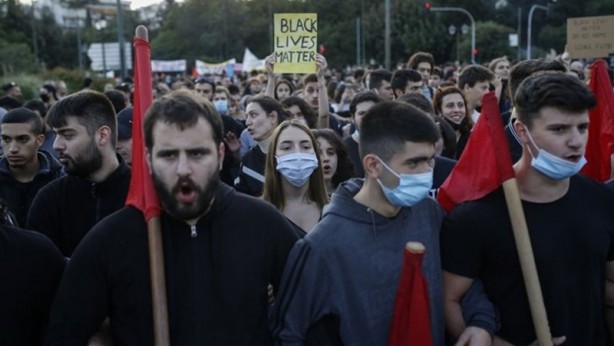 Foto - ABD'deki öfke Komşu'ya sıçradı! Sokaklar alev alev...