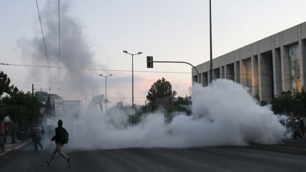 Foto - ABD'deki öfke Komşu'ya sıçradı! Sokaklar alev alev...