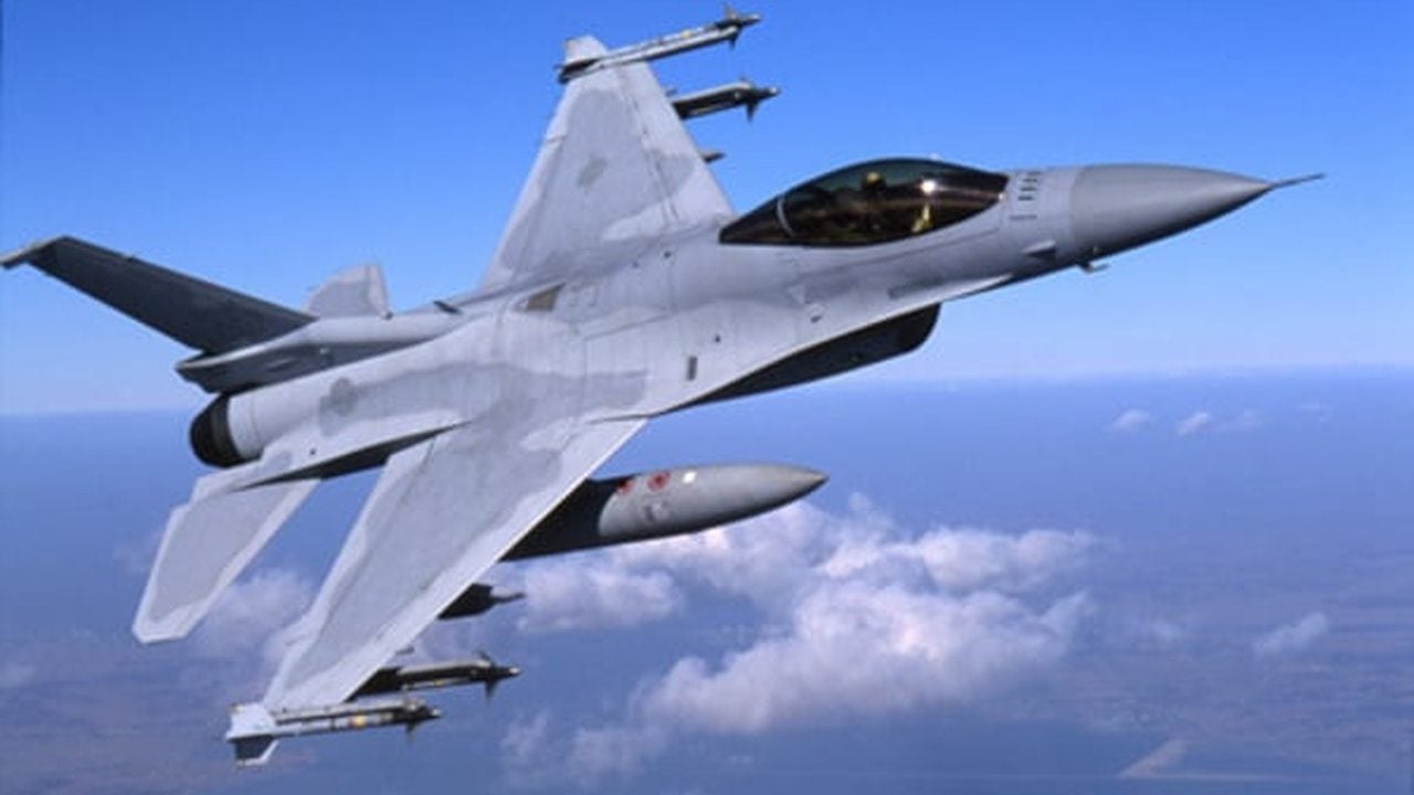 Foto - ABD’den alınan 66 adet F-16 hangarda öylece yatıyor! Büyük kriz patlak verdi
