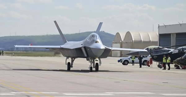 ABD'den F-35 dilenen Yunanistan'dan KAAN'a yakın takip