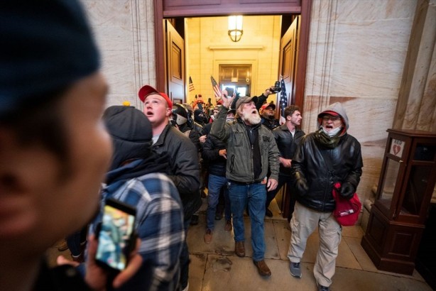 Foto - ABD'den kan donduran görüntüler! Dünyanın gözü orada