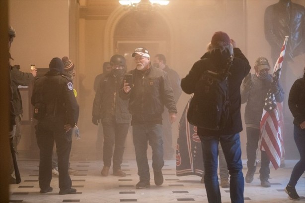 Foto - ABD'den kan donduran görüntüler! Dünyanın gözü orada