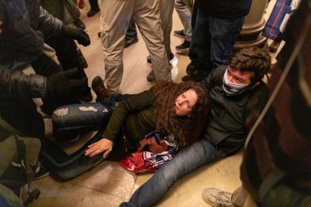 Foto - ABD'den kan donduran görüntüler! Dünyanın gözü orada