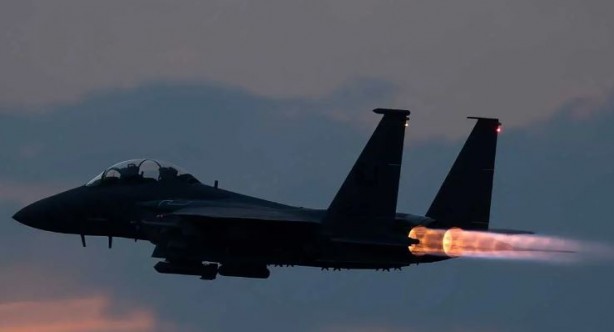 Foto - ABD'den Orta Doğu'da intikam saldırısı! Çok sayıda hedef bombalandı