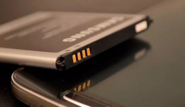 Foto - AB'den batarya hamlesi! Cep telefonları değişebilir