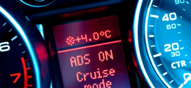 Foto - AB'den tüm yeni araçlarda hız sınırlayıcı zorunluluğu