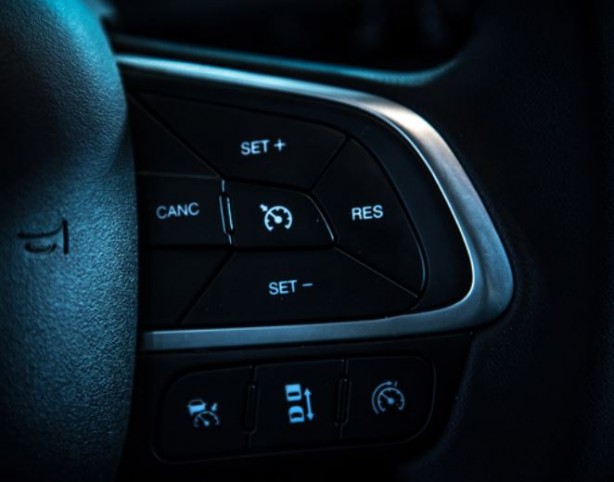 Foto - AB'den tüm yeni araçlarda hız sınırlayıcı zorunluluğu