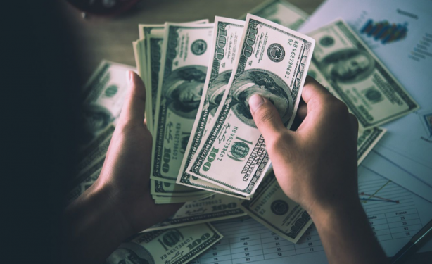 ABD'li banka dolar tahminini apar topar güncelledi! Yatırımcılara Türk Lirası için gönderdikleri mesaj ortaya çıktı