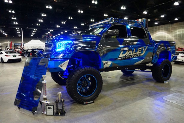 Foto - ABD'li modifiye otomobil tutkunları AutoCon fuarında