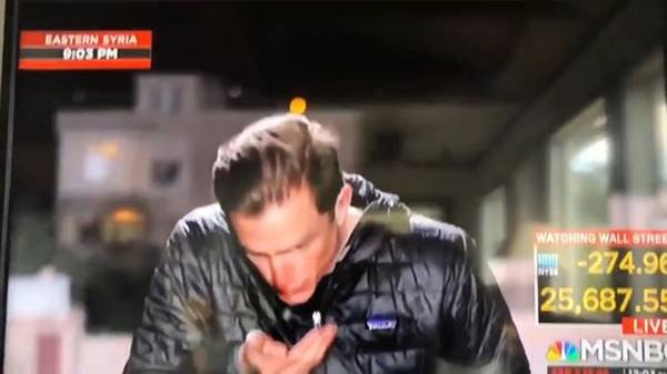 Foto - ABD'li muhabir canlı yayını fark etmeyince... Mide bulandıran görüntü!