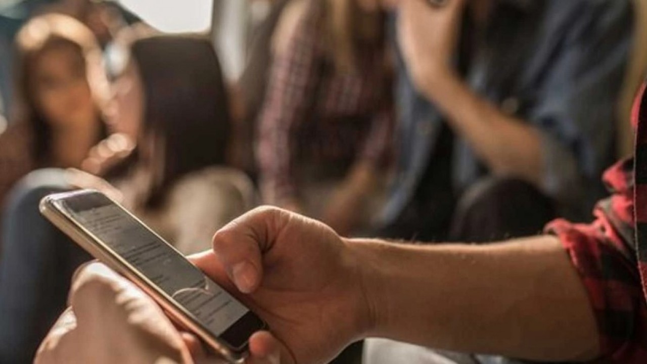 Foto - ABD’li uzmanlardan şoke eden uyarı! Telefonla tuvalete girenler dikkat