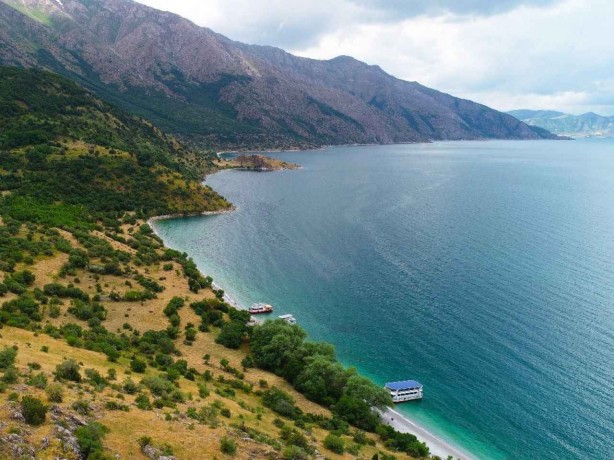 Foto - ABD'liler Van Gölü'nün altında bakın ne arıyor! 5 ton dinamitle geldiler, duyan dehşete düşecek