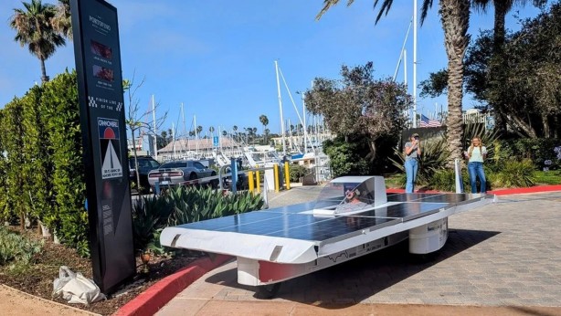 Foto - ABD’nin bir ucundan diğerine tek litre benzin kullanmadan gitti! İşte yeni nesil güneş enerjili araba